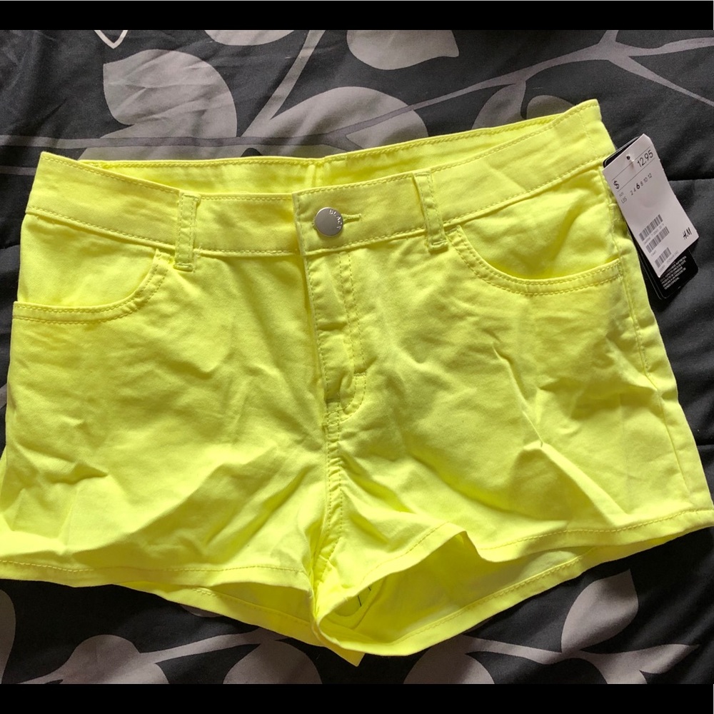 H&M Shorts NWT